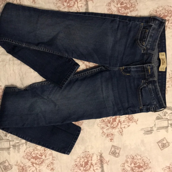 Hollister super skinny jeans: 5R in juniors - Picture 2 of 2
